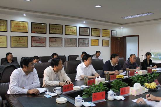 省委常委、副省長駱玉林實(shí)地考察物產(chǎn)集團(tuán)“雙百”行動重點(diǎn)項目